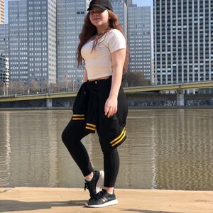 Meet your Posher, Angelina